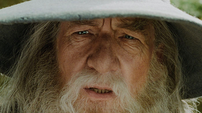 "Espero que se sientan estúpidos": Ian McKellen sobre los dos actores que iban a interpretar a Gandalf noticias imagen