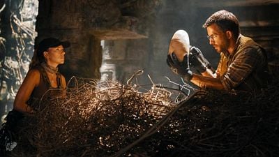 Los dinosaurios arribaron a la NFL con el nuevo tráiler de 'Jurassic World: Rebirth' en el Super Bowl LIX noticias imagen