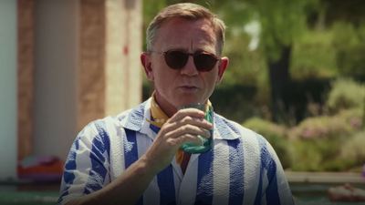 'Knives Out 2': El clásico francés que inspiró el traje de baño de Daniel Craig
