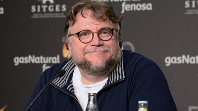 La conmovedora reflexión de Guillermo del Toro que cambiará tu vida: "Tienes que hacer las paces con el pasado para existir en el presente" noticias imagen