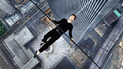 Hoy en TV una película no apta para cardiacos: Canal 5 pasará 'En la cuerda floja', el caso real del hombre que desafió la altura de las Torres Gemelas noticias imagen
