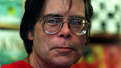 El trabajo que tuvo Stephen King antes de alcanzar la fama sorprenderá a más de un fan noticias imagen