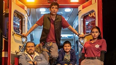 Diego Calva y Joaquín Cosío revelan el mayor aprendizaje que obtuvieron de ‘Familia de medianoche’ noticias imagen