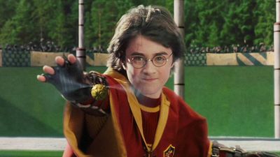 "Me trató como basura": Esta es la razón por la que el creador de 'Harry Potter' rechazó dirigir una de las películas de culto más importantes de los 80 noticias imagen