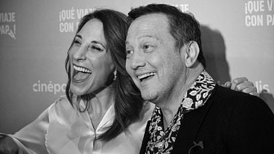 Rob Schneider y Mónica Huarte estrenan en México su película '¡Qué viaje con papá!' noticias imagen