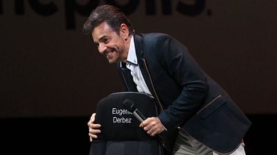 Eugenio Derbez devela butaca con su nombre en el FICM 2023 noticias imagen