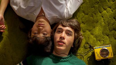 Los 90 están de regreso con ‘Nadie nos va a extrañar’: Prime Video confirma temporada 2 de la exitosa serie juvenil noticias imagen