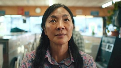 ¿Hizo trampa? Michelle Yeoh habría roto regla del Oscar con artículo sobre Cate Blanchett noticias imagen