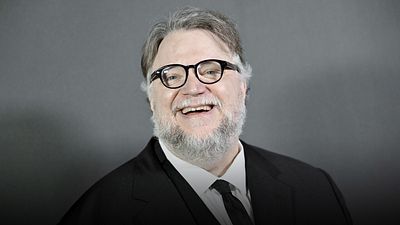 Oscar 2023: UNAM nombra Guillermo del Toro a nueva especie de luciérnaga noticias imagen