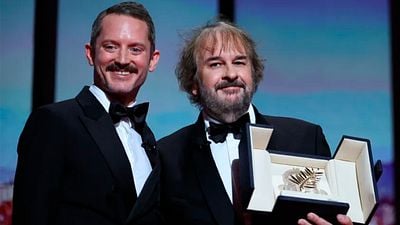 Peter Jackson recibe la Palma de oro honorífica y agradece a Elijah Wood por hacer posible ‘El Señor de los Anillos’: “Estaba ahí para hacer la película que yo quería” noticias imagen