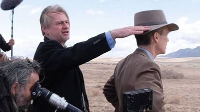 Christopher Nolan no está contento con la batalla entre 'Oppenheimer' y 'Barbie'