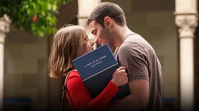 "Teníamos orgasmos frente a 27 personas": La escena más incómoda de grabar en 'A través del mar' noticias imagen