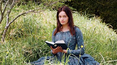 Así se preparó Emma Mackey para ser Emily Bronte en la biopic noticias imagen