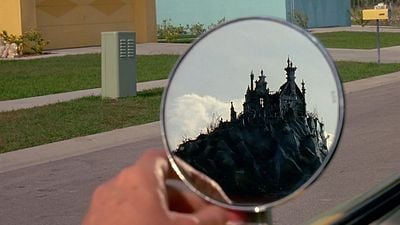 La hija de Johnny Depp revela cuál es la película de su padre que la traumó cuando era niña: "Eran muy malos con él" noticias imagen