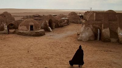 El día que una tormenta en el desierto destruyó el set del planeta Tatooine que George Lucas construyó en Star Wars noticias imagen