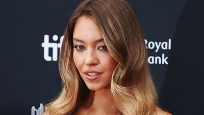Sydney Sweeney llega a TIFF 2025 para presentar ‘Christy’, la biopic donde se transforma en una famosa boxeadora noticias imagen