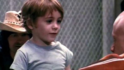 Hace 54 años este pequeño dio sus primeros pasos en el cine, hoy es una estrella internacional, ¿lo reconoces? noticias imagen