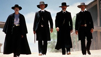 "Siempre será un misterio": dicen que Kurt Russell filmó en secreto uno de los mejores westerns de los 90 noticias imagen