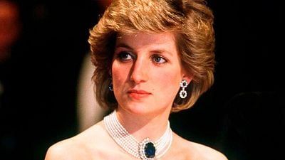 Taylor Swift, Jennifer Aniston y otras actrices que han usado el vestido de la venganza de Lady Di noticias imagen