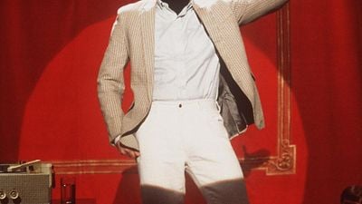 Su madre enferma era todo para este actor que aprendió a ser gracioso para ayudarla a superar sus peores días. Ahora es una leyenda del cine noticias imagen