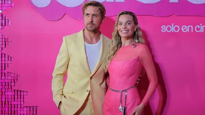Margot Robbie y Ryan Gosling cantan con mariachi en fan event de 'Barbie' en México