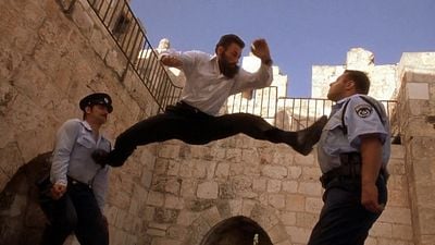 Ni Netflix ni Prime Video la tienen: la película de esta leyenda del cine de acción llega gratis en tv abierta de México noticias imagen