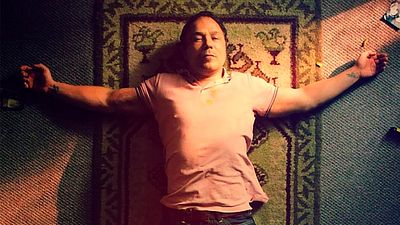 Si te encantó ‘Adolescencia’, sus creadores tienen otra impactante miniserie de 4 episodios con una puntuación perfecta noticias imagen