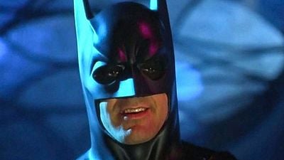 La película de la que George Clooney se arrepiente: el polémico Batman de los 90 regresa a la TV abierta de México noticias imagen