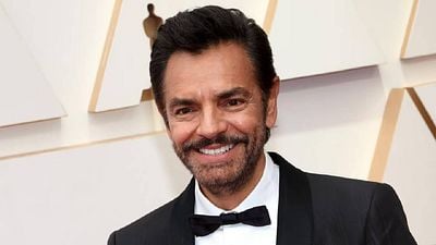 Critican a joven por no saber quién es Eugenio Derbez (viajó junto a él) noticias imagen