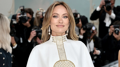Olivia Wilde vivió el oso de su vida con su vestido para la Met Gala 2023 noticias imagen