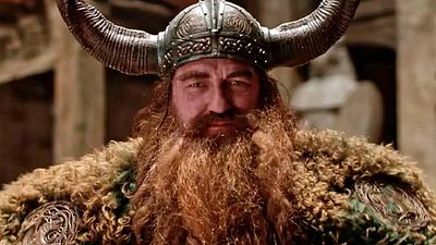 El actor de 'Cómo entrenar a tu dragón' tuvo que dejar su mayor adicción para transformar su cuerpo y aparecer en '300' noticias imagen