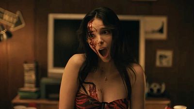 Empezó haciendo videos de YouTube y ahora tiene el filme de terror más exitoso del año: ‘Obsesión’ de Curry Barker, el thriller que ya está rompiendo taquilla noticias imagen