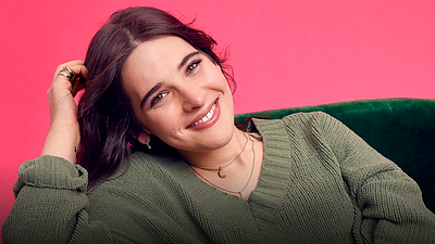 Conoce a Hari Nef, actriz trans que interpretará a Barbie doctora junto a Margot Robbie noticias imagen