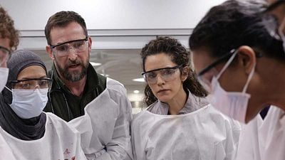 ’The Pitt’ y el cameo que emocionó a muchos: el capítulo final de temporada llegó con una supuesta aparición de esta estrella de 'ER' y que muy pocos notaron noticias imagen