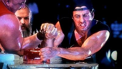 "No debí hacerlo, fue un momento de debilidad": Sylvester Stallone lamenta haber participado en esta película que fracasó en el cine noticias imagen