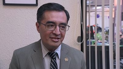 Edgar Villa, Aniv en ‘La Oficina’, anuncia la muerte de su mamá con emotivo mensaje: “Te amo mami vuela alto” noticias imagen