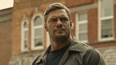 “Es el doble de grande que yo”: Conoce al gigantesco villano al que deberá enfrentarse Alan Ritchson en la temporada 3 de 'Reacher' noticias imagen