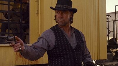 Una fantástica película western considerada un regalo para los fans del género. Mira a Russell Crowe en '3:10 to Yuma' noticias imagen