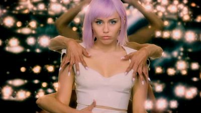 'Black Mirror': ¡Miley Cyrus en el tráiler de la quinta temporada! noticias imagen