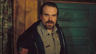 ¿David Harbour reveló su papel en 'Black Widow'? noticias imagen