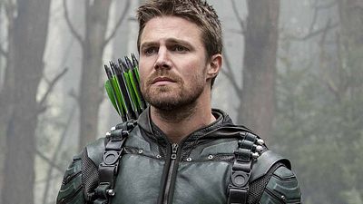 'Arrow': Stephen Amell comparte su última foto con el traje del superhéroe noticias imagen