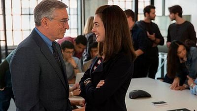 ‘Pasante de moda’: Robert De Niro y Anne Hathaway no eran los protagonistas originales noticias imagen