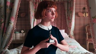 'Gambito de dama' se convierte en la miniserie más exitosa de todos los tiempos en Netflix noticias imagen