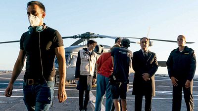 'La fortuna': Imágenes de la primer serie del director Alejandro Amenábar, protagonizada por Stanley Tucci.  noticias imagen