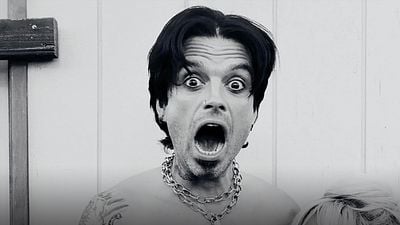 ¿Es una marioneta? Así se filmó la divertida escena del miembro de Tommy Lee en 'Pam & Tommy' noticias imagen