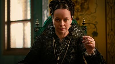 'The Serpent Queen': La fascinante recomendación del creador para ver la nueva serie de STARZPLAY