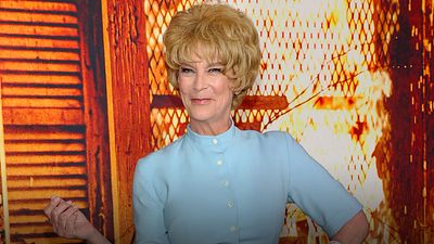 Jamie Lee Curtis es la reina del Halloween ¡y la Navidad! noticias imagen