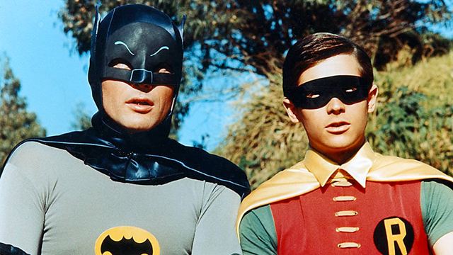 "Demasiado grande para la tv": actor de Robin tomó medicamentos para reducir esta parte de su cuerpo en serie de Batman