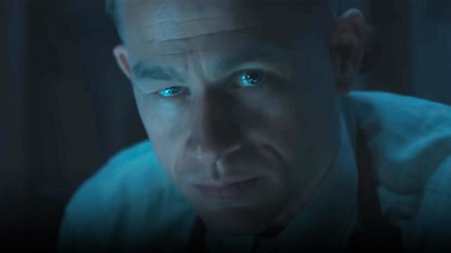 La impresionante transformación de Charlie Hunnam para convertirse en el asesino de ‘Monstruo: La historia de Ed Gein’ en Netflix noticias imagen