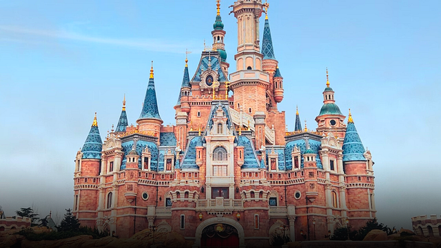 La historia de la pareja que vivió dentro de Disney por más de 15 años (ningún turista se dio cuenta) noticias imagen